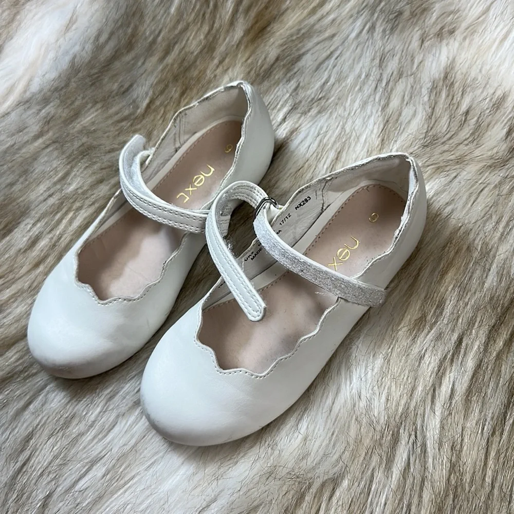 Toddler Size 9 Next White MaryJane Shoes